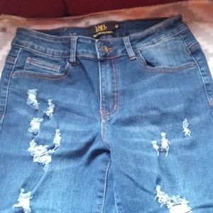 L & B Jeans